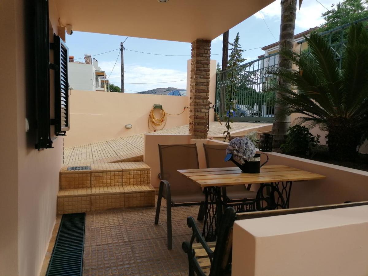 Petite Nafplio Sofos Apartment エクステリア 写真
