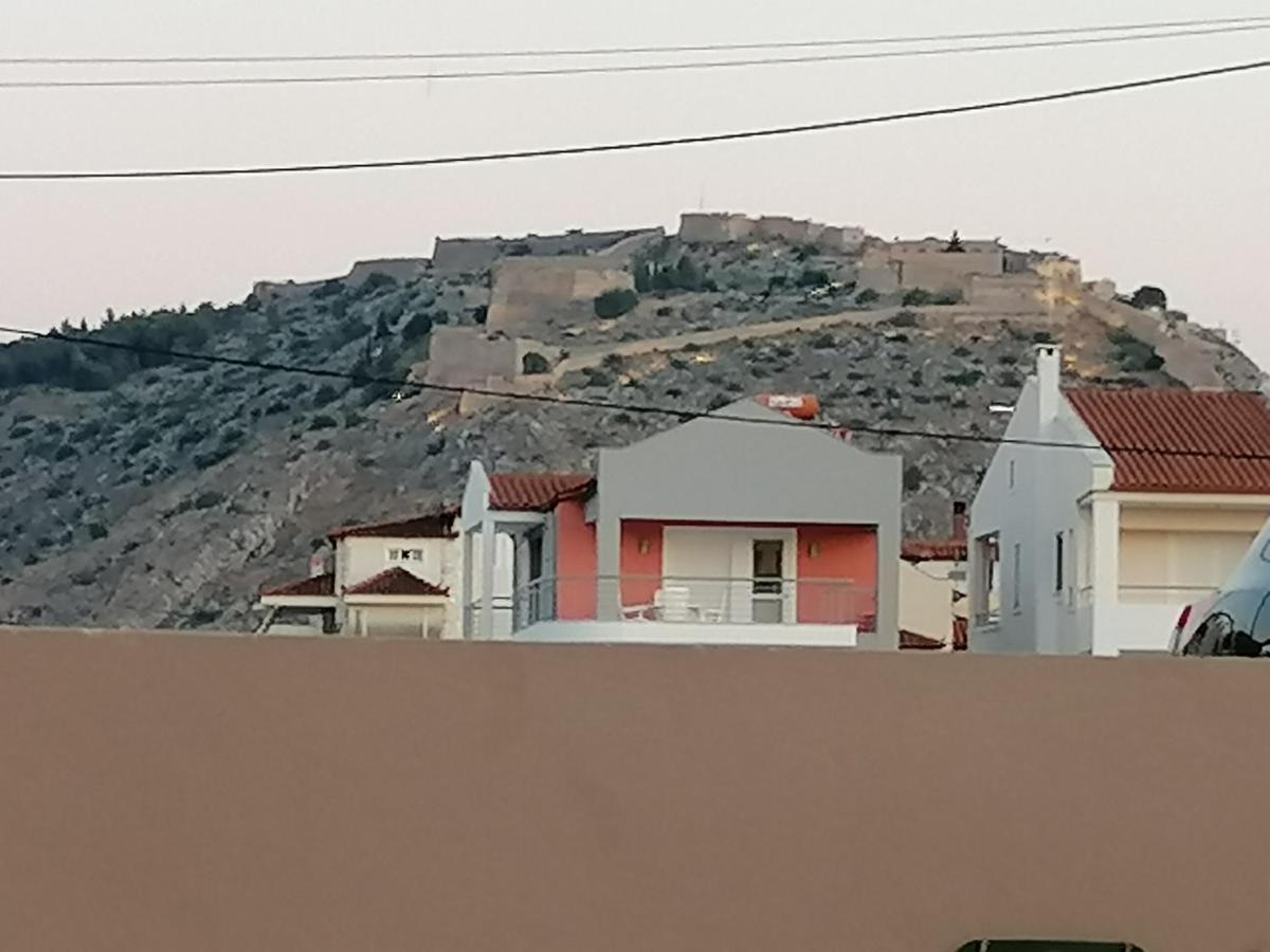 Petite Nafplio Sofos Apartment エクステリア 写真