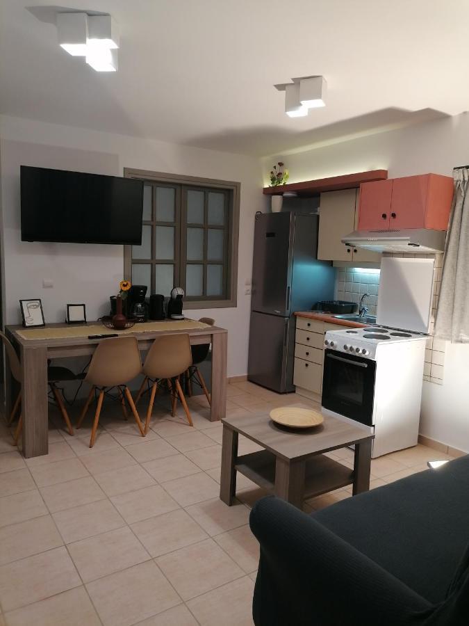Petite Nafplio Sofos Apartment エクステリア 写真