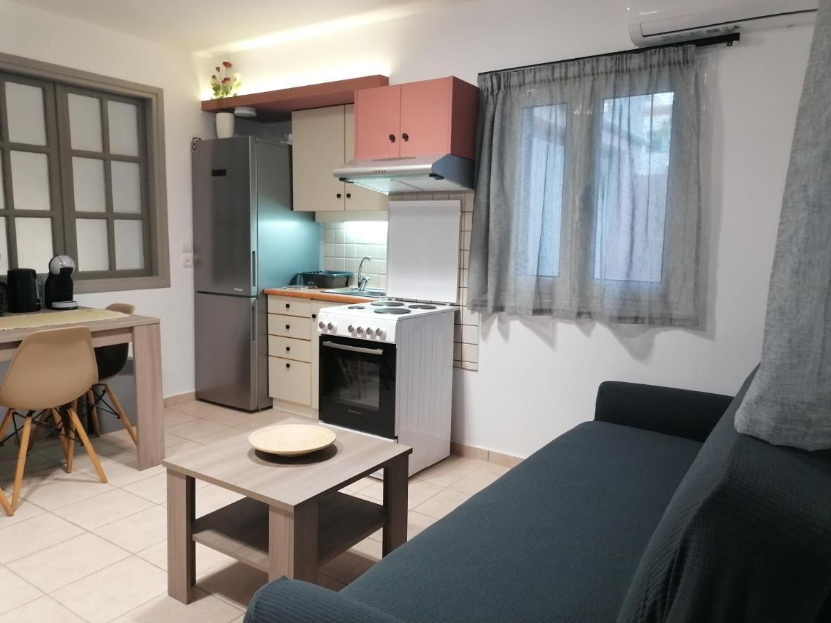 Petite Nafplio Sofos Apartment エクステリア 写真